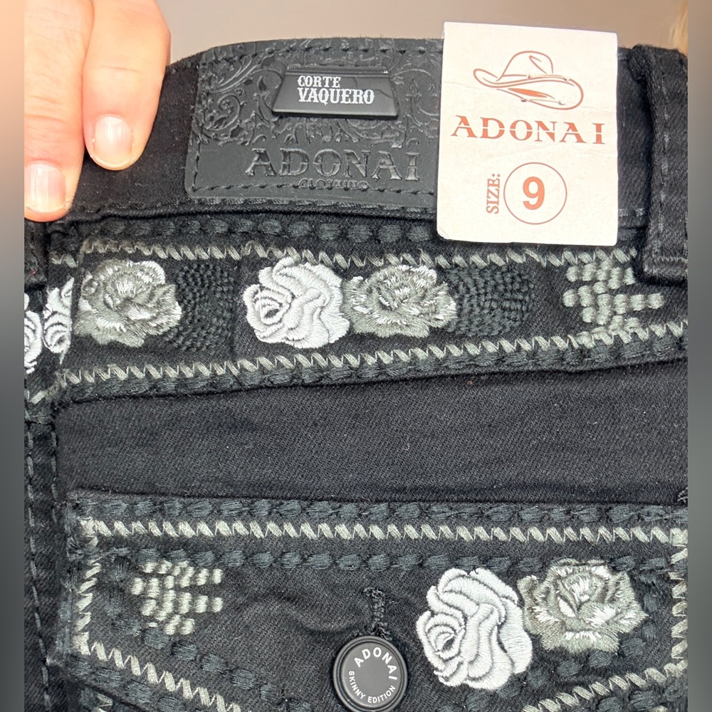 Adonai Corte Vaquero Embroidered Flare Jeans SIZE 9 - Picture 4 of 9